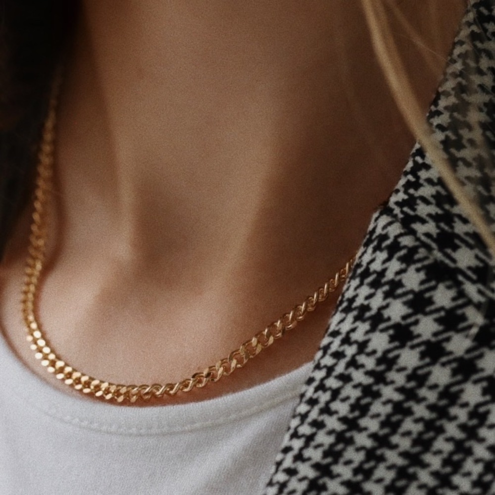 Tribeca Curb Necklace | 18k Gold Filled - Picture 9 of 10